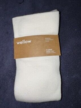 Wellow White X-Large Wide Calf Premium Compression Socks